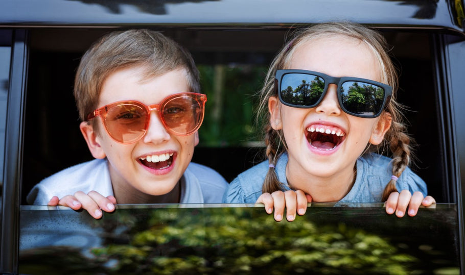 Départ en vacances : occuper les enfants en voiture